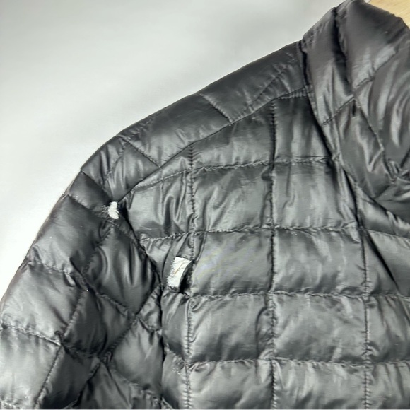 The north face thermoball puffer jacket - Picture 3 of 4